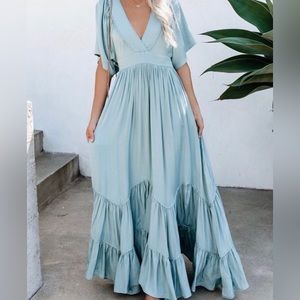 Storia maxi dress size medium